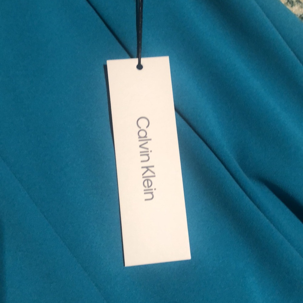 New size for Calvin Klein Dress - Picture 11 of 12